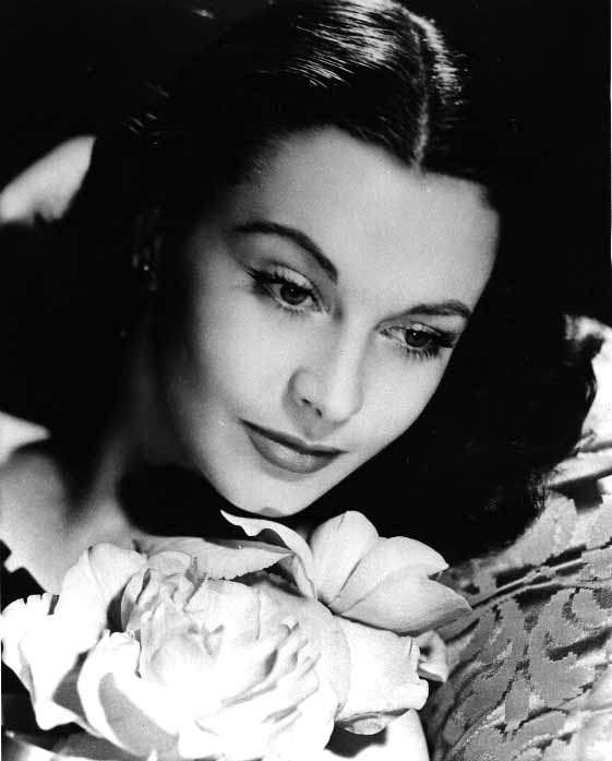 vivien smile2.jpg (31325 bytes)